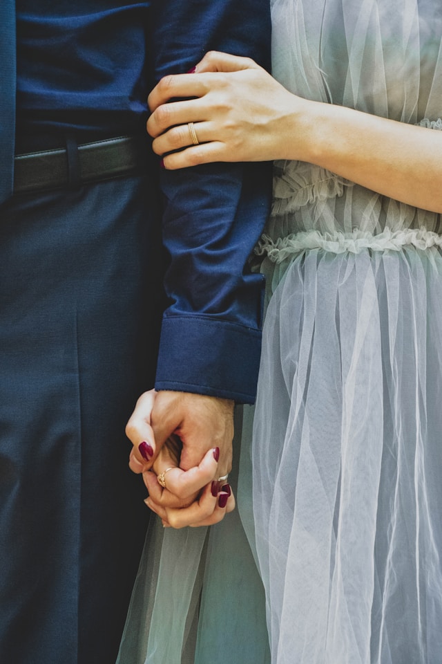 The Secret to Natural and Candid Pre-Wedding Photography
