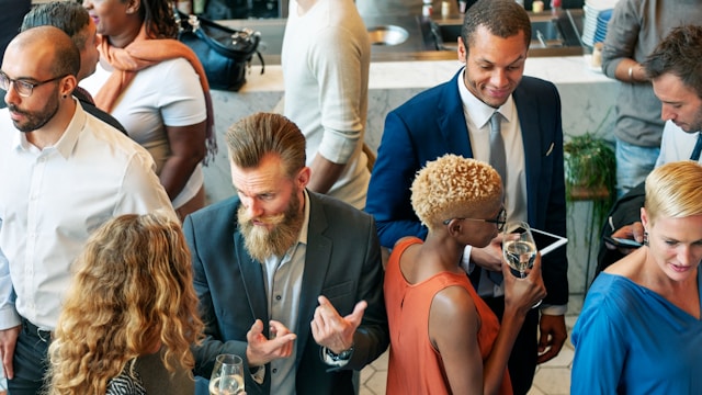 Corporate Entertainment on a Budget: Wow Without Overspending