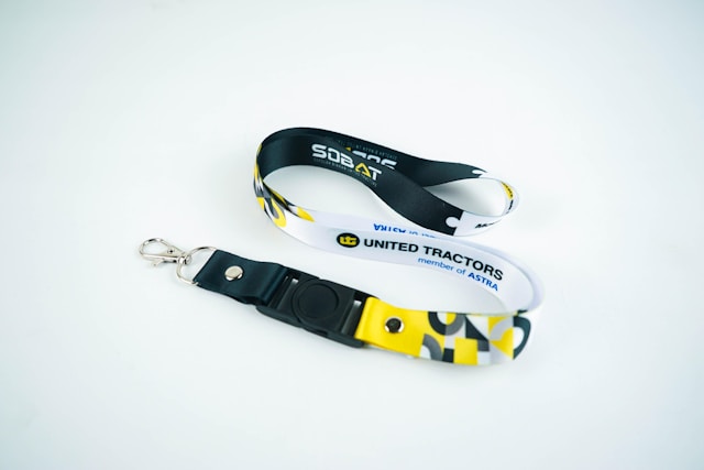 How SMEs Benefit From a Lanyard Supplier in Singapore